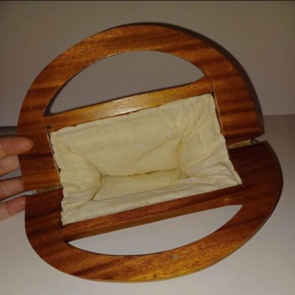 VTG BOHO Embroidered 70s handmade bag with wooden handles - Picture 3 of 8